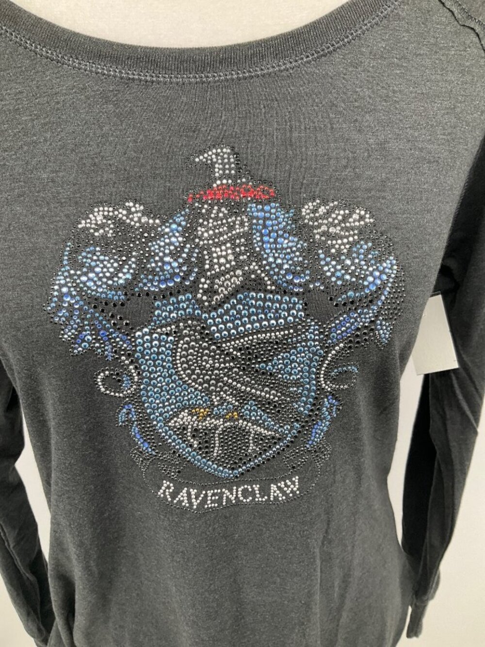Universal Studios MEDIUM Harry Potter Ravenclaw Rhinestone Long Sleeve Shirt NEW - Picture 3 of 7
